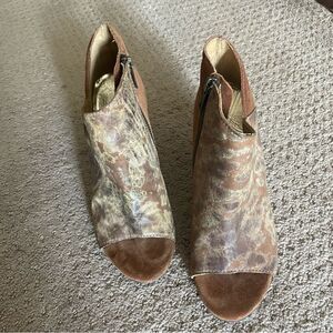 Diba True Two Toned Wedges